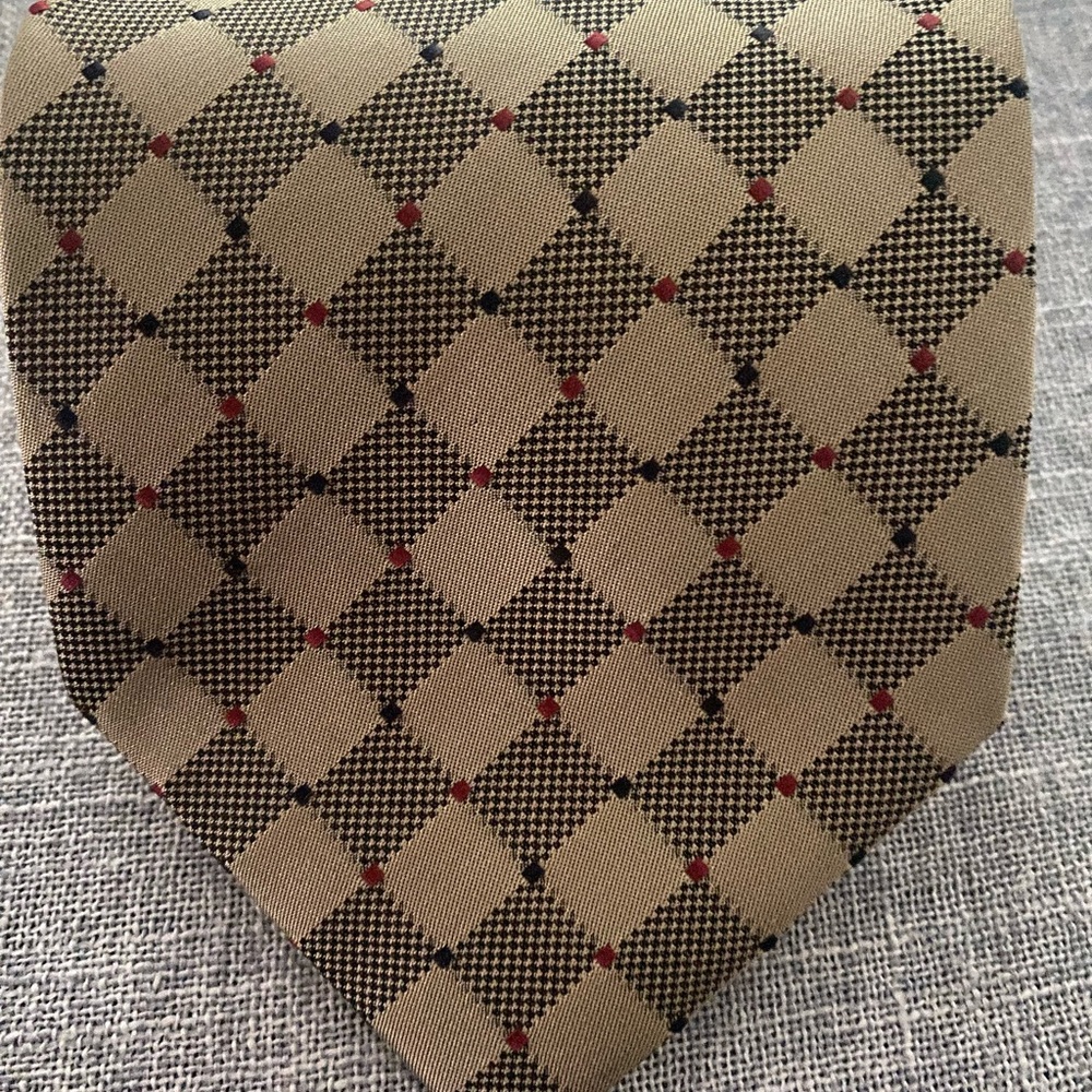 Valerio Garati Elegant Mens Gold Checkered Tie- 100% Silk
